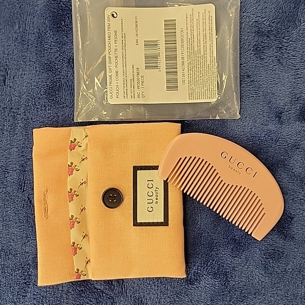 Gucci Beauty Pochette Comb